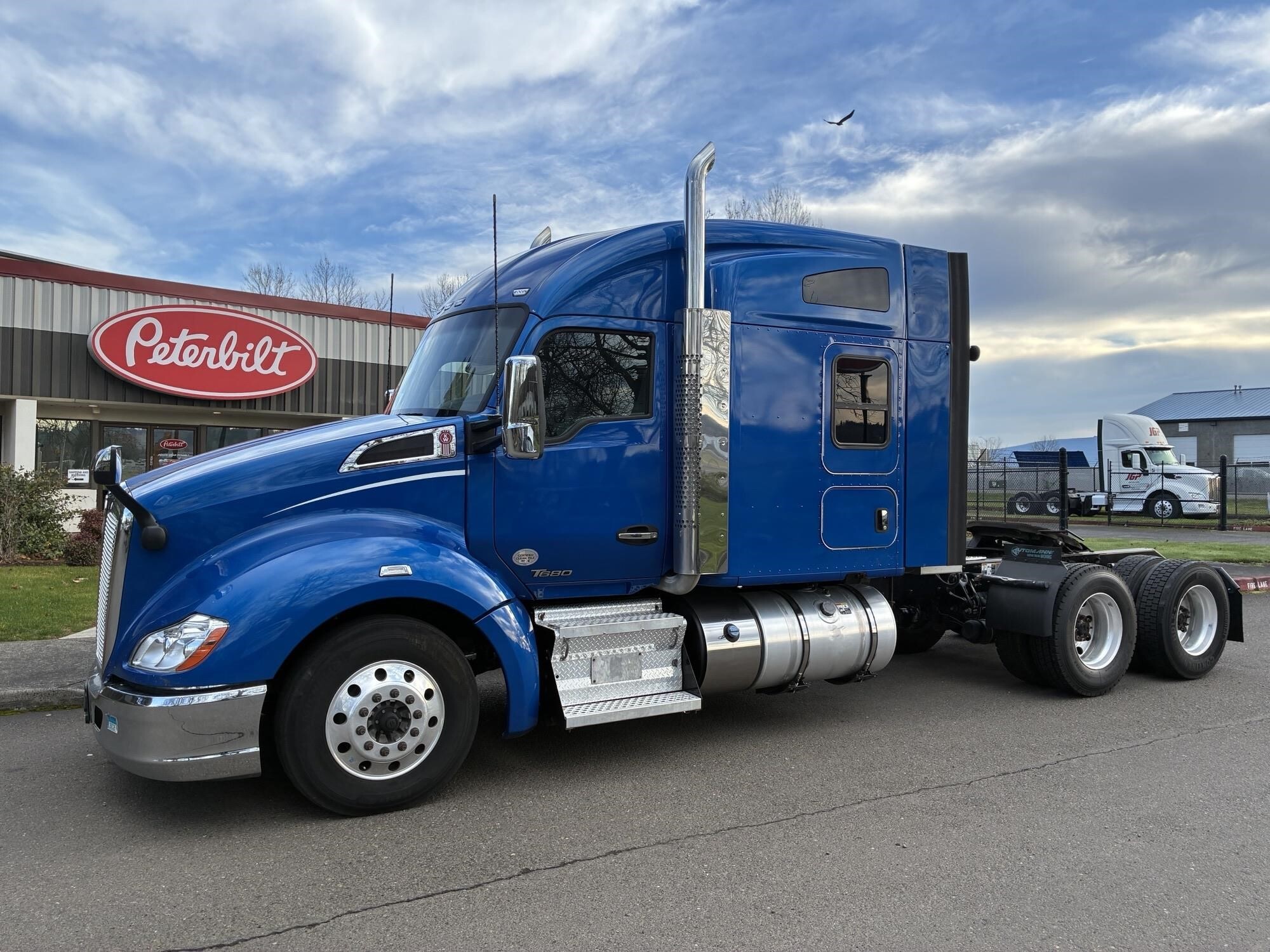 2021 KENWORTH T680 in Portland, OR