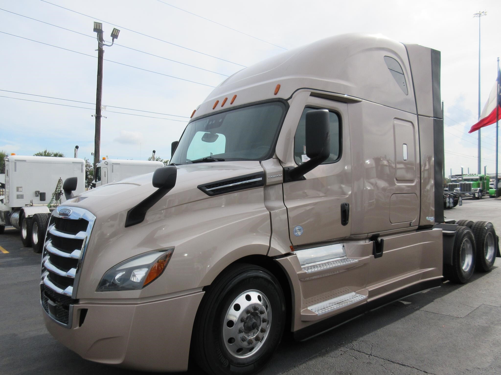 2023 FREIGHTLINER CASCADIA 126 in Channelview, TX