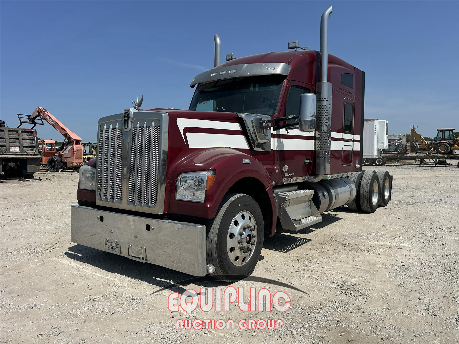 2021 KENWORTH W900 in Waxahachie, TX