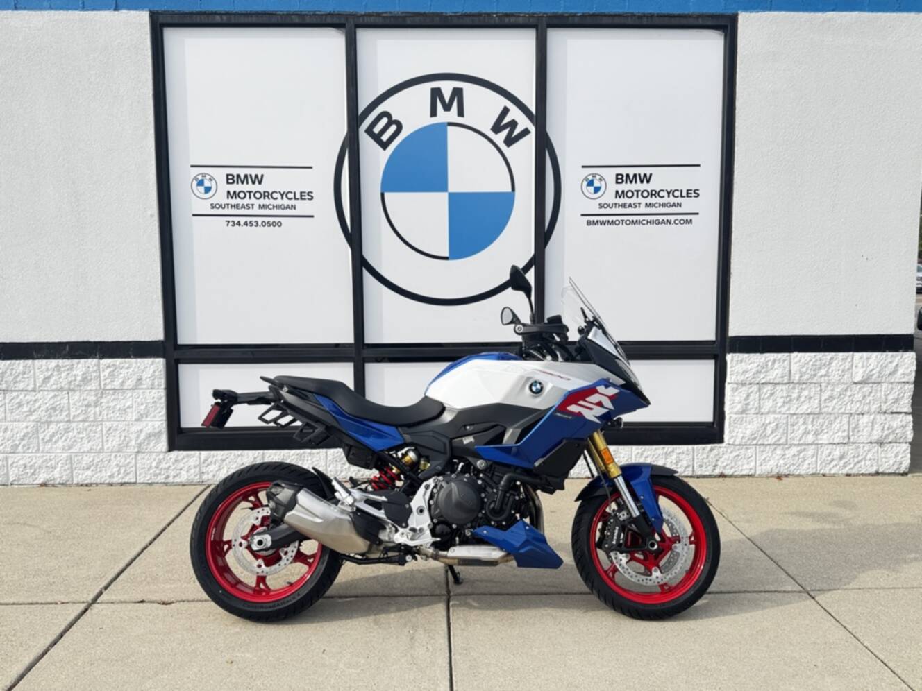 A photo of this 2026 BMW F 900 XR