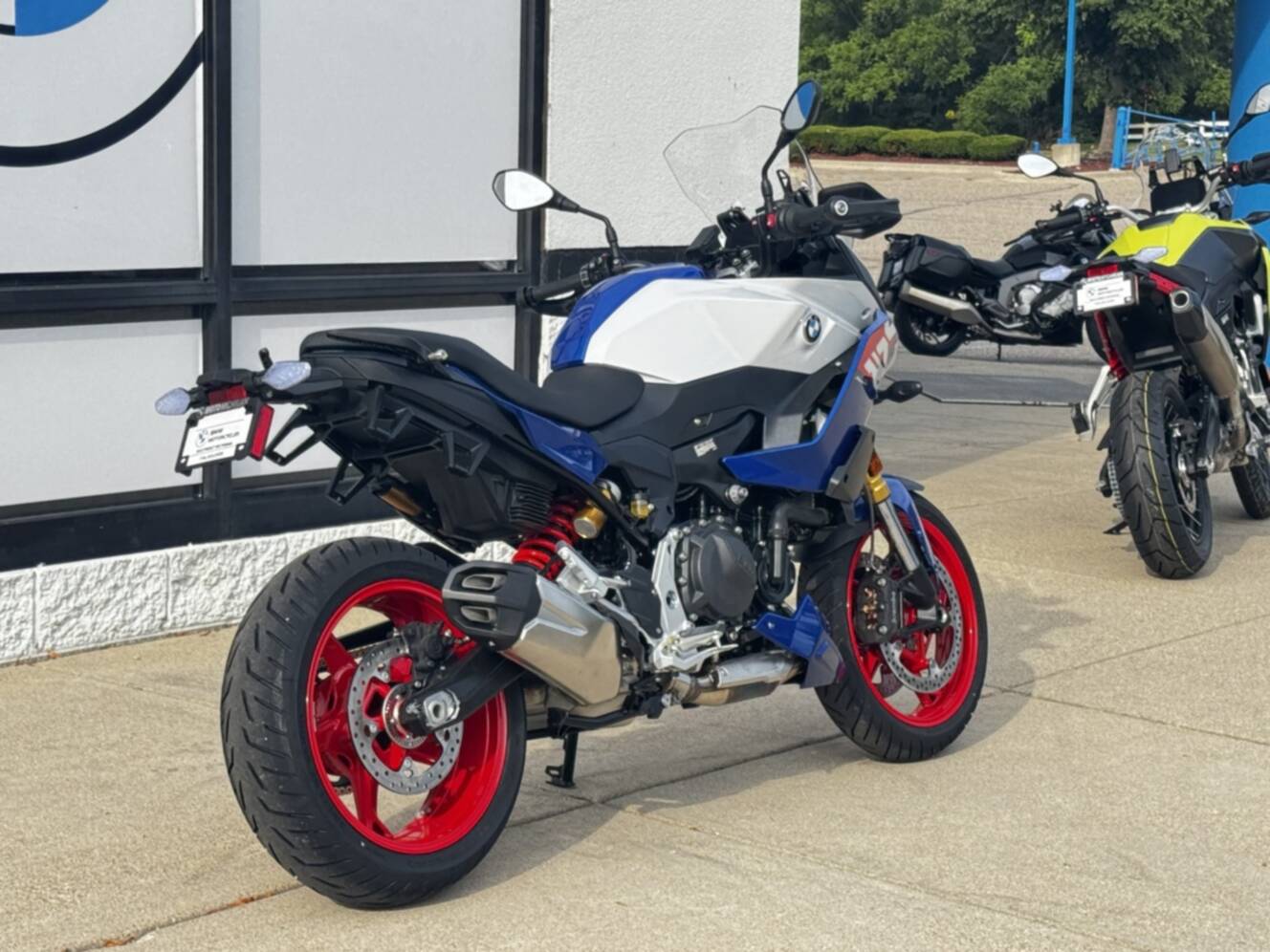 A photo of this 2026 BMW F 900 XR