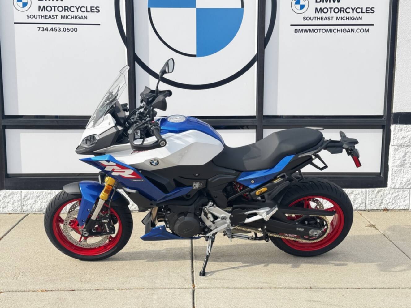 A photo of this 2026 BMW F 900 XR