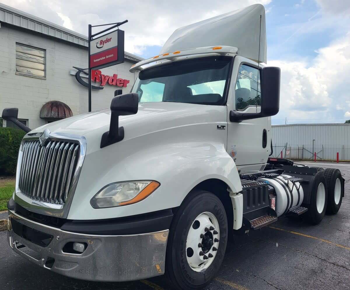 2020 INTERNATIONAL LT625 DAYCAB T/A in Jacksonville, FL