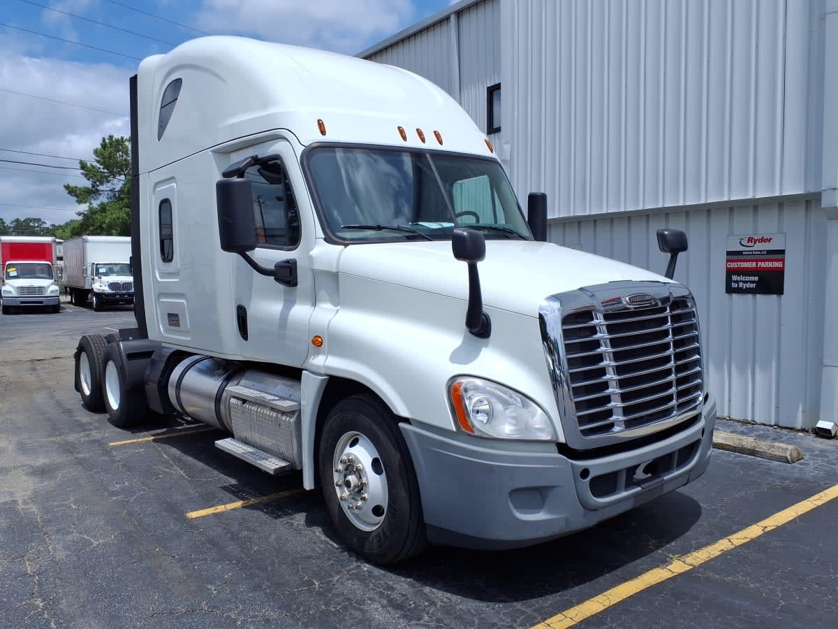 2019 FREIGHTLINER CASCADIA 125 in Atlanta, GA