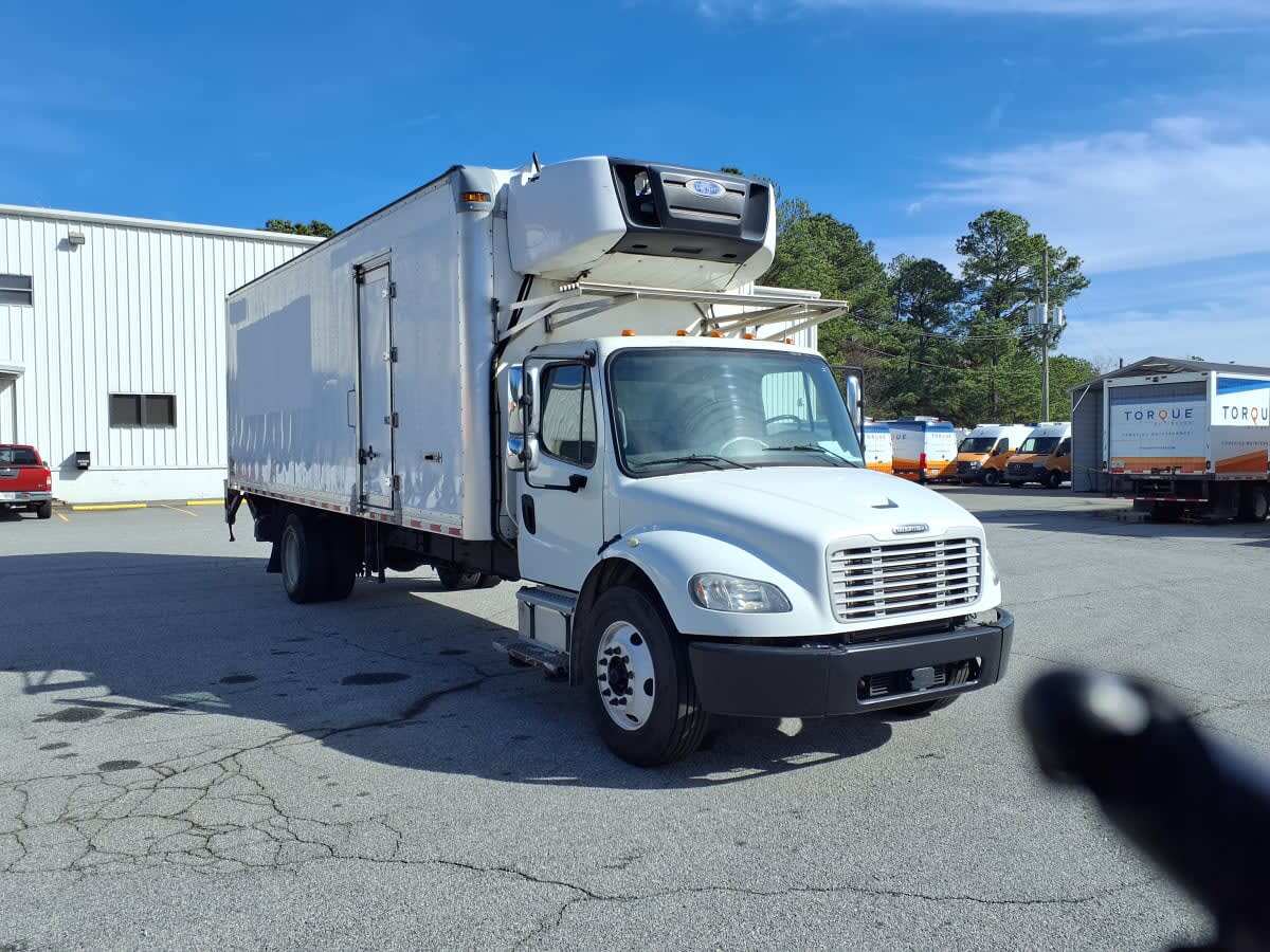 2018 FREIGHTLINER BUSINESS CLASS M2 106 in Atlanta, GA