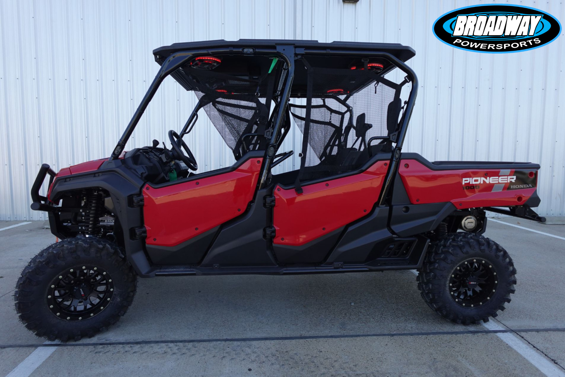 2025 Honda Pioneer 1000-6 Deluxe Crew in tyler TX