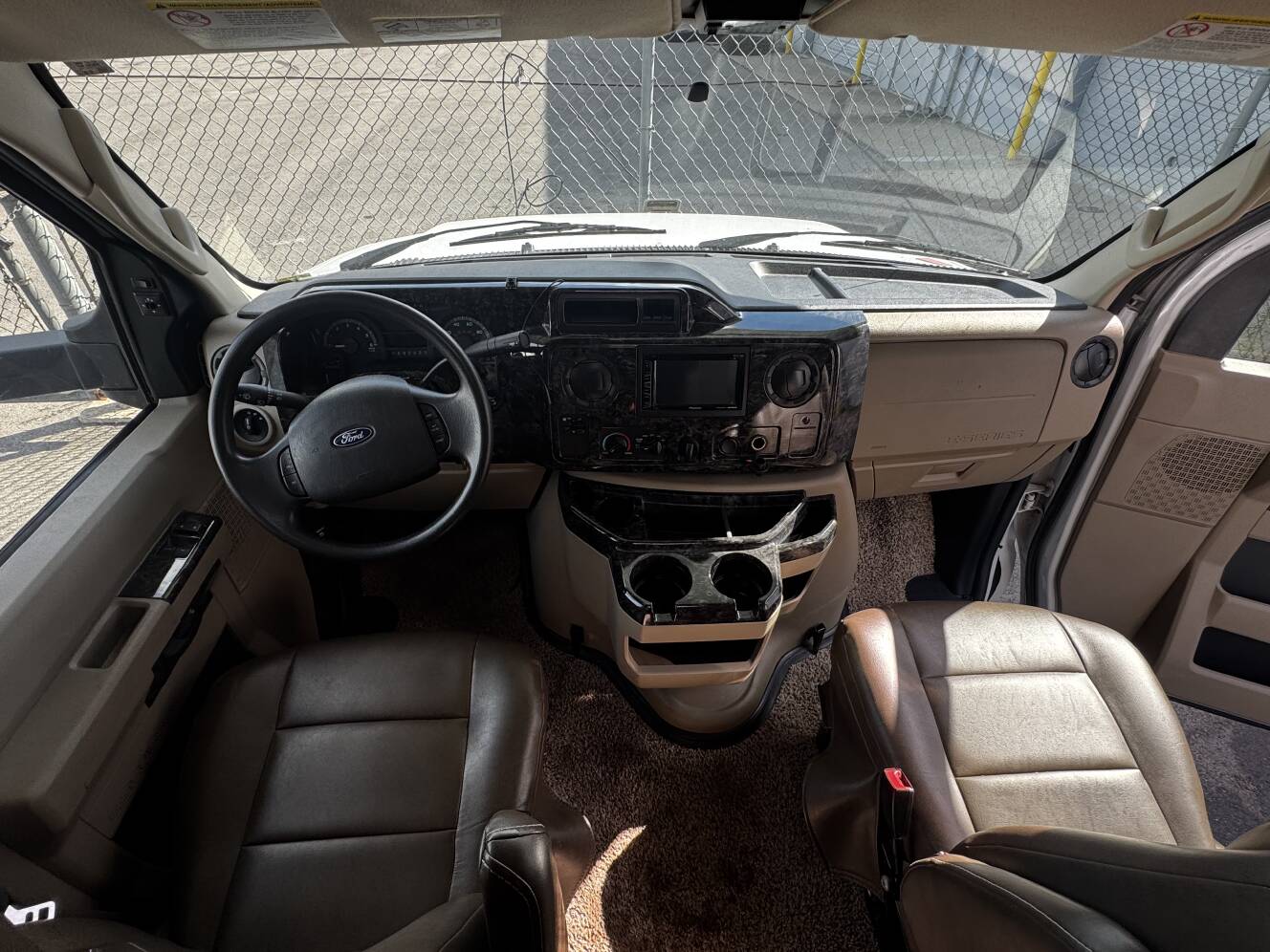 A photo of this 2017 Holiday Rambler VESTA 30D