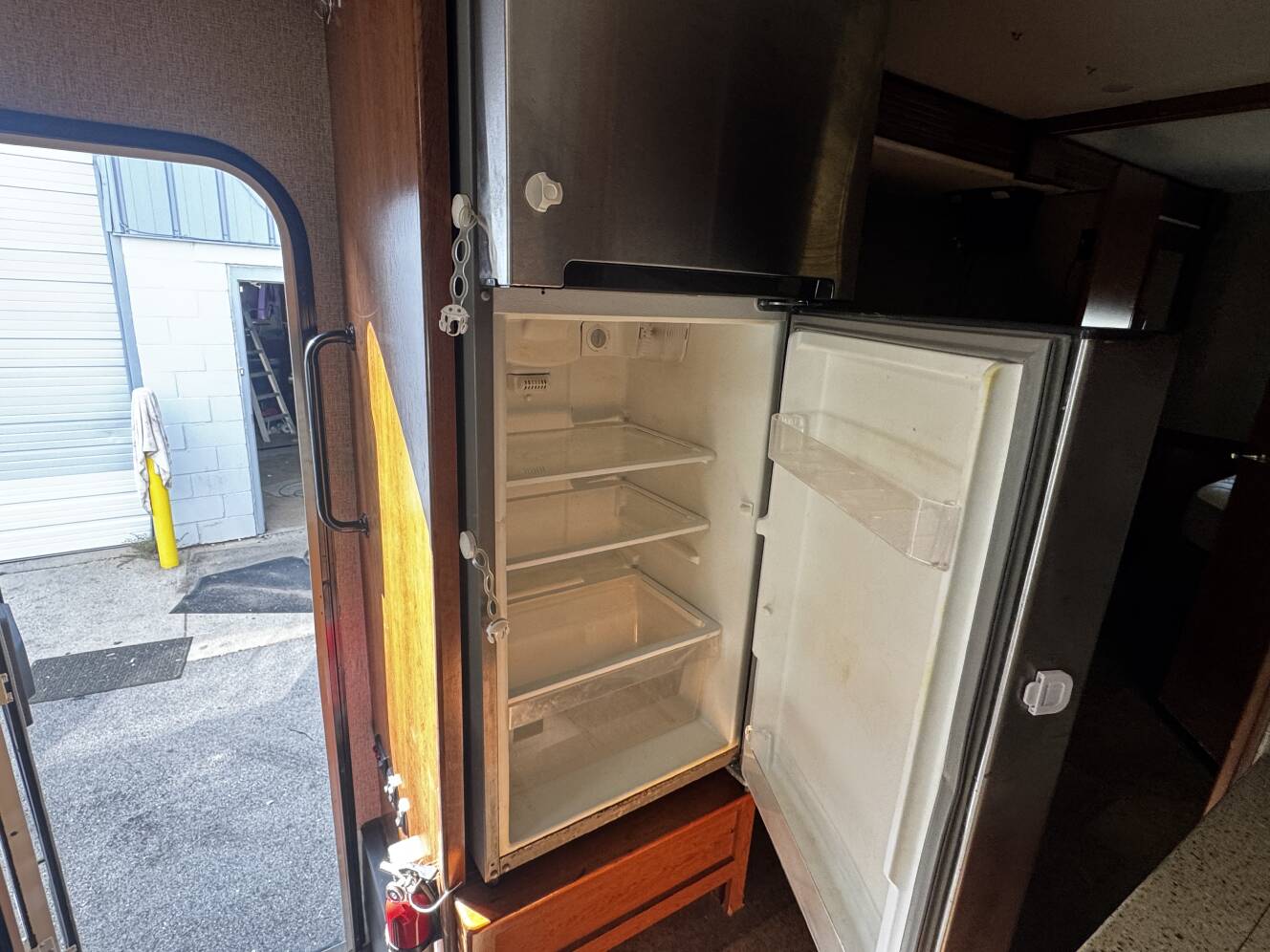 A photo of this 2017 Holiday Rambler VESTA 30D