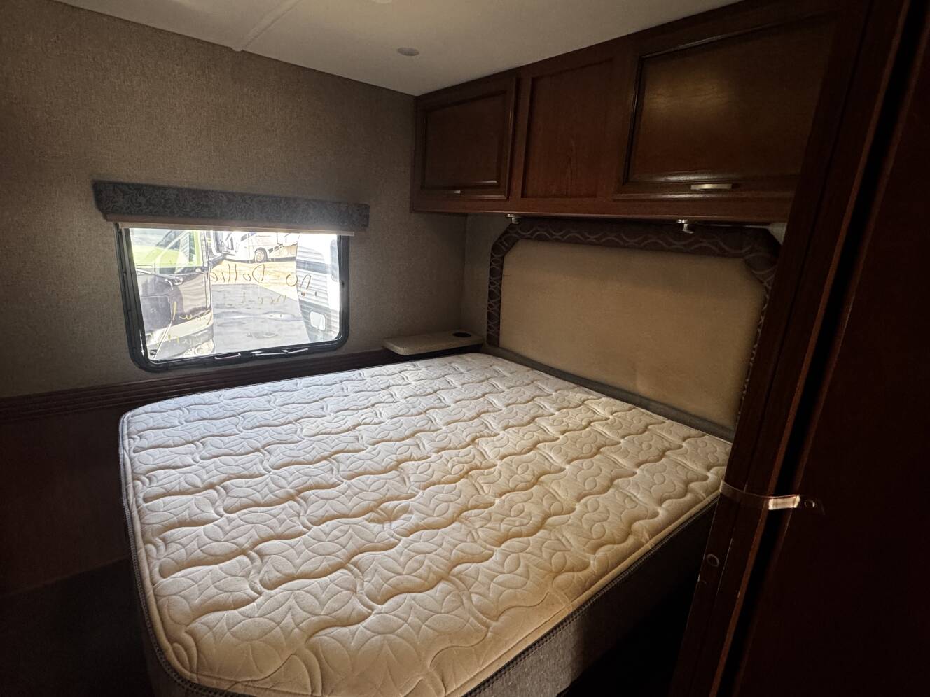 A photo of this 2017 Holiday Rambler VESTA 30D