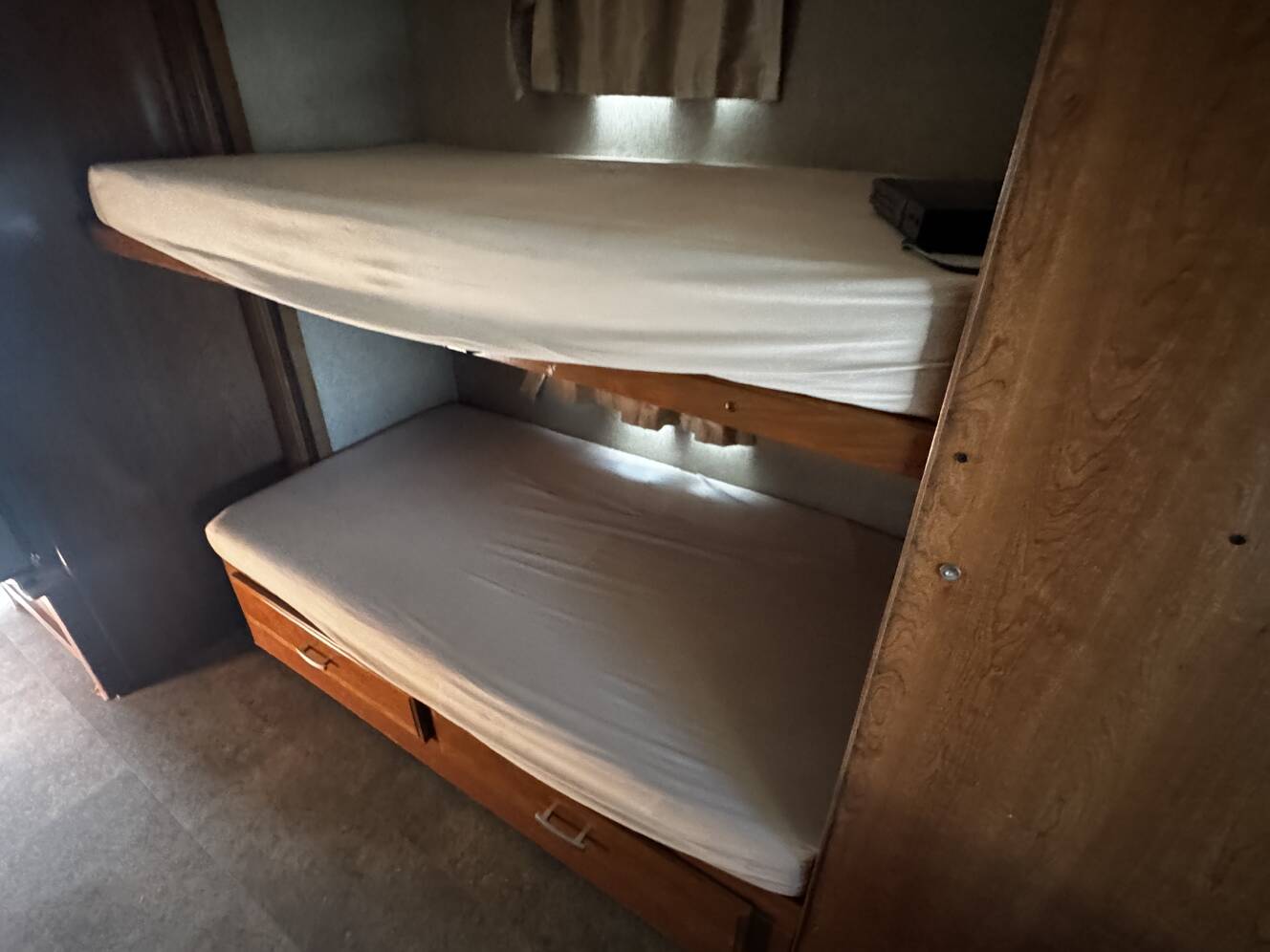 A photo of this 2017 Holiday Rambler VESTA 30D