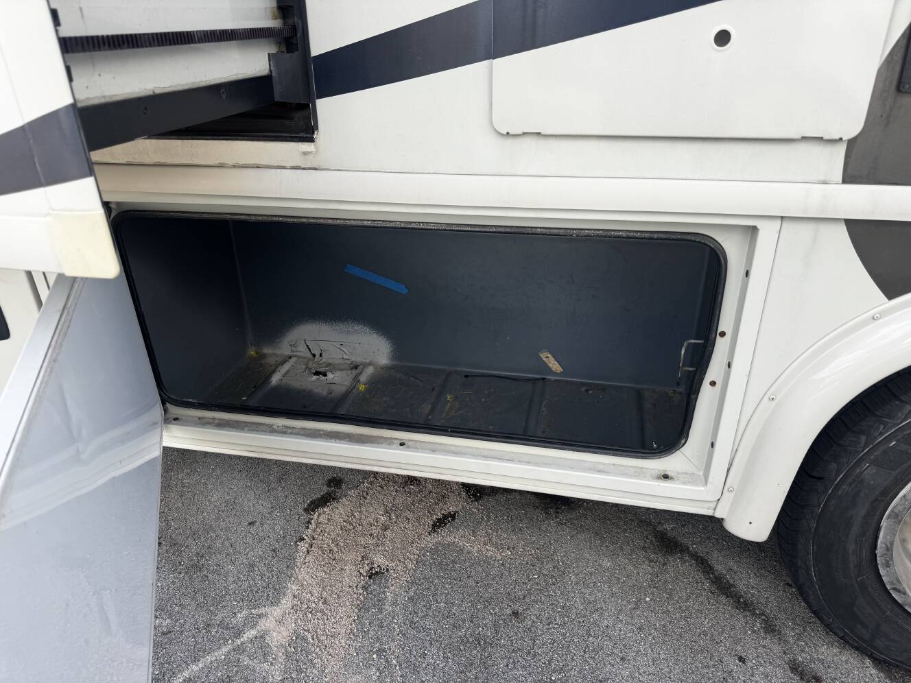 A photo of this 2017 Holiday Rambler VESTA 30D