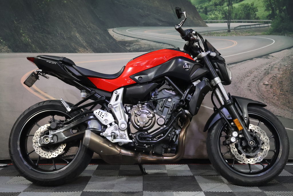 2015 Yamaha FZ-07 in Chatsworth, CA