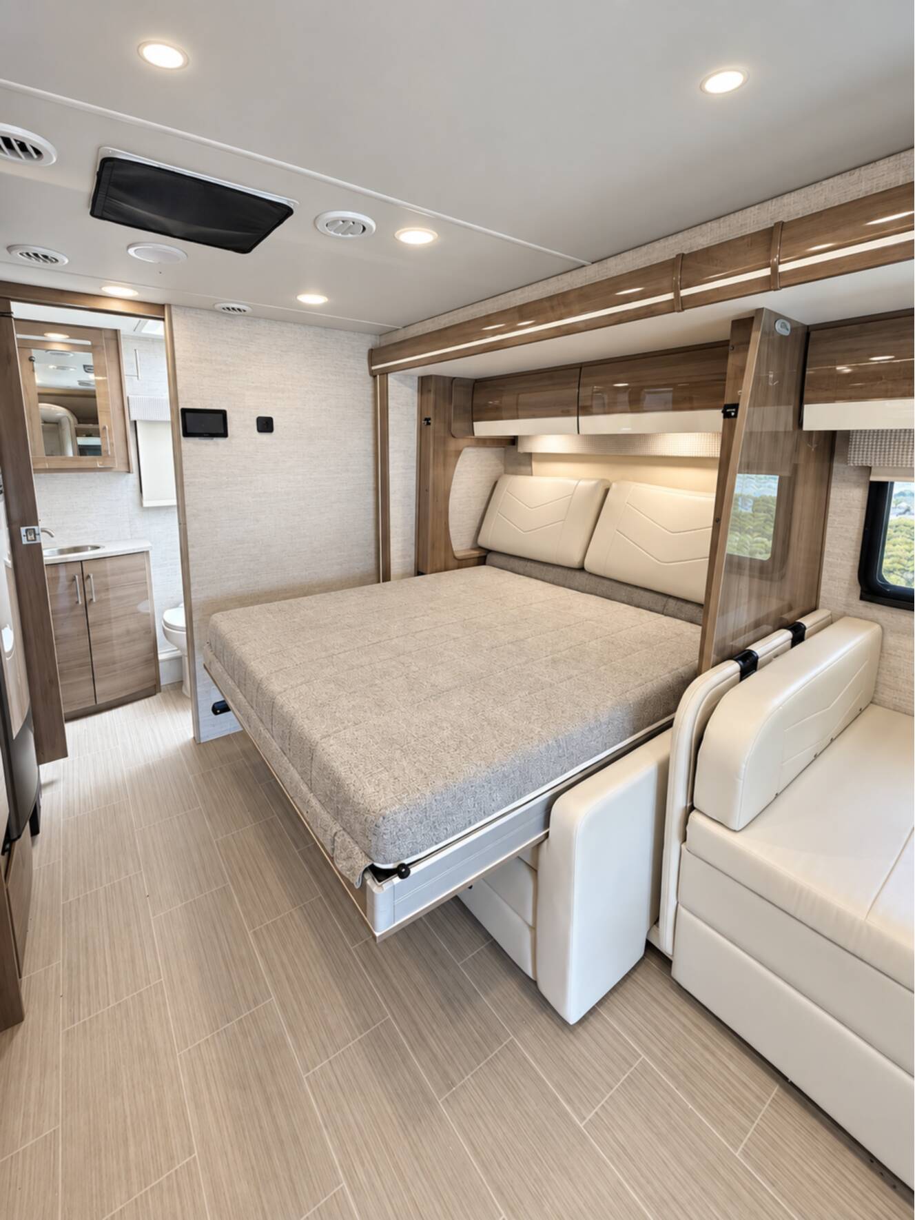 A photo of this 2023 Jayco MELBOURNE PRESTIGE 24RP