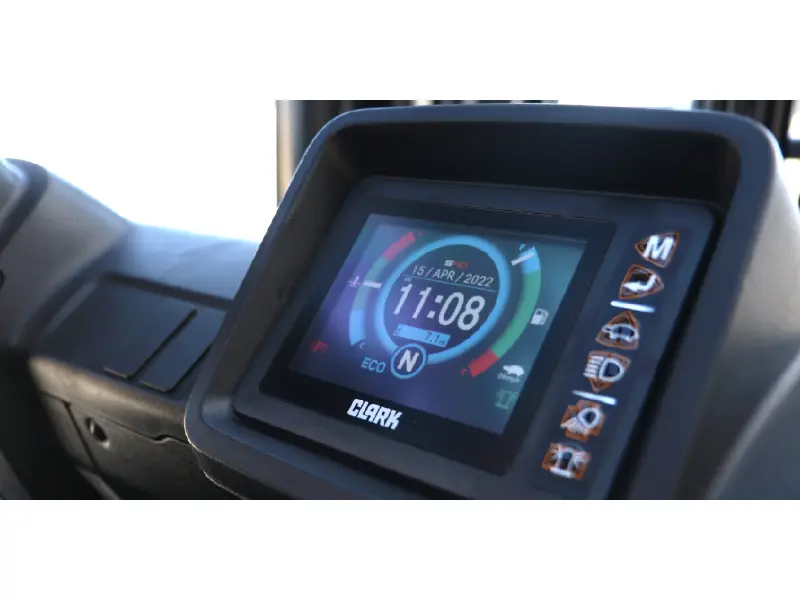 2025 CLARK S40L