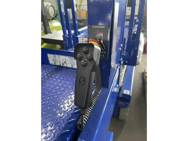 2025 Snorkel S3219E