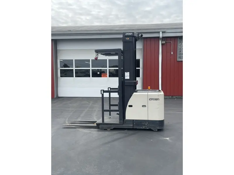 2018 Crown SP3520-30