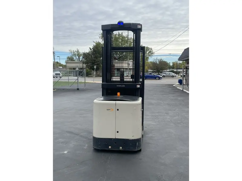 2018 Crown SP3520-30