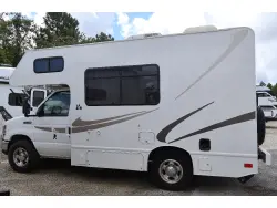 2020 THOR MOTOR COACH FOUR WINDS MAJESTIC 19G