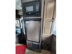 2020 THOR MOTOR COACH FOUR WINDS MAJESTIC 19G