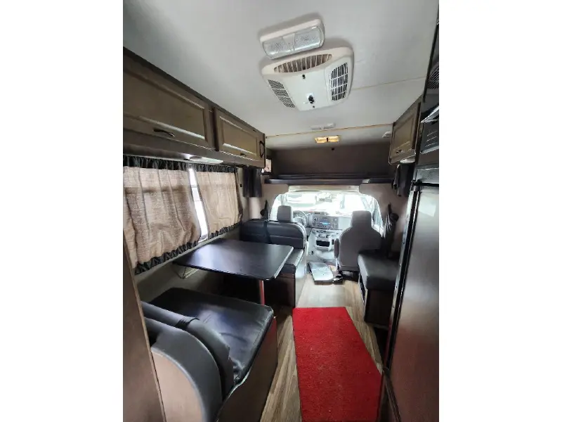 2020 THOR MOTOR COACH FOUR WINDS MAJESTIC 19G