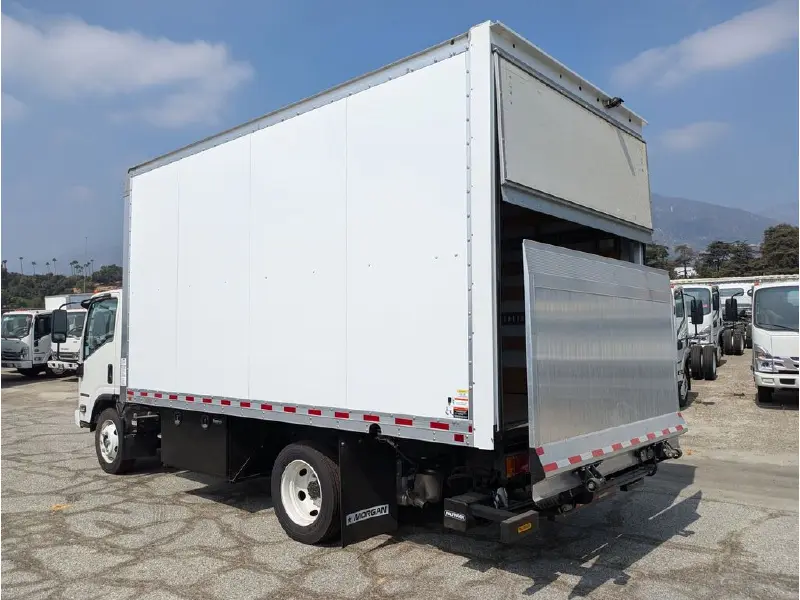 2024 Isuzu NRR