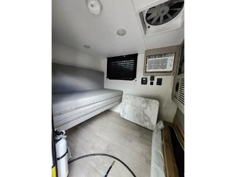 2026 COACHMEN clipper 8000ROK
