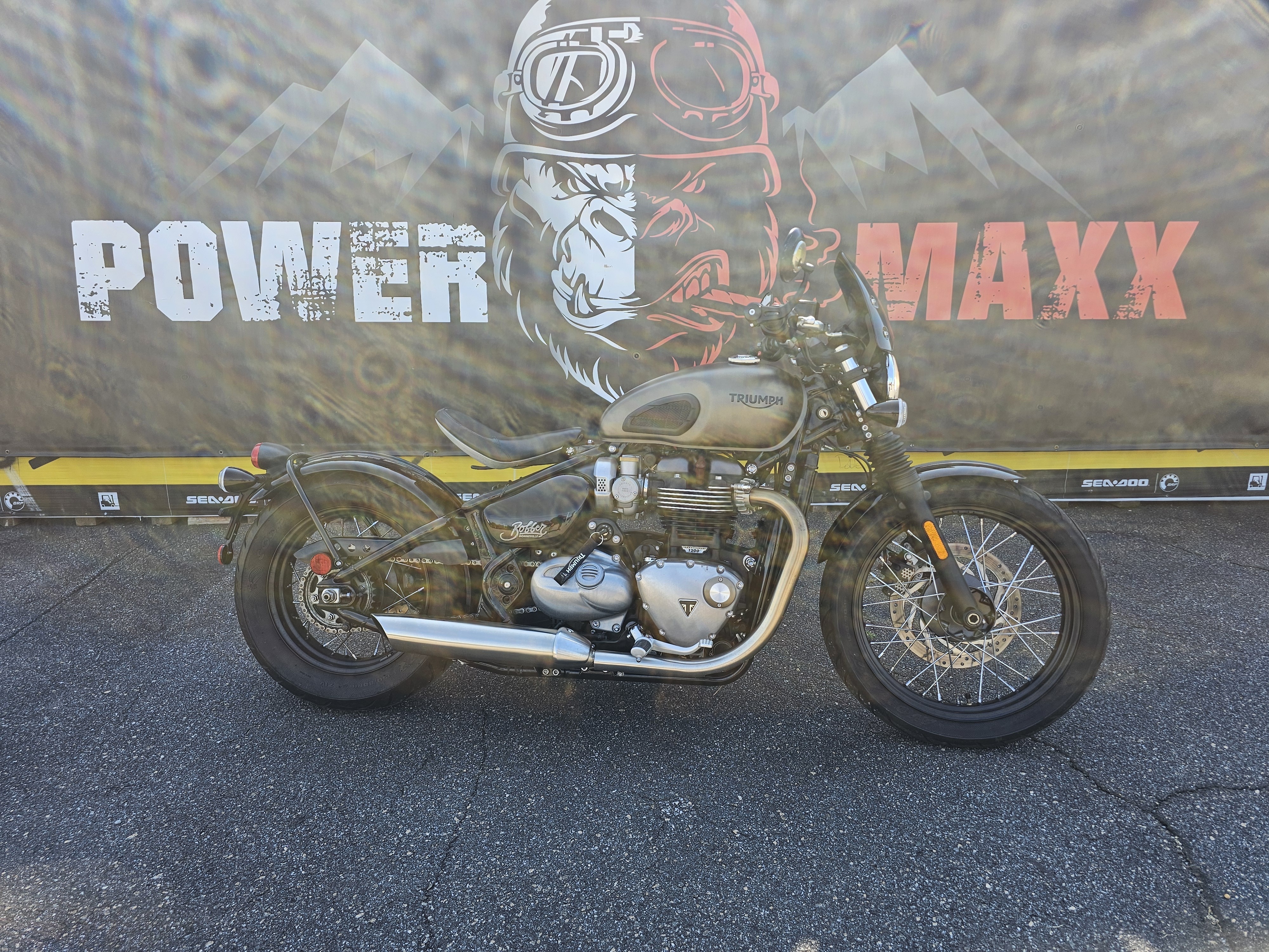 2017 Triumph Bonneville Bobber BASE in Taylorsville, NC