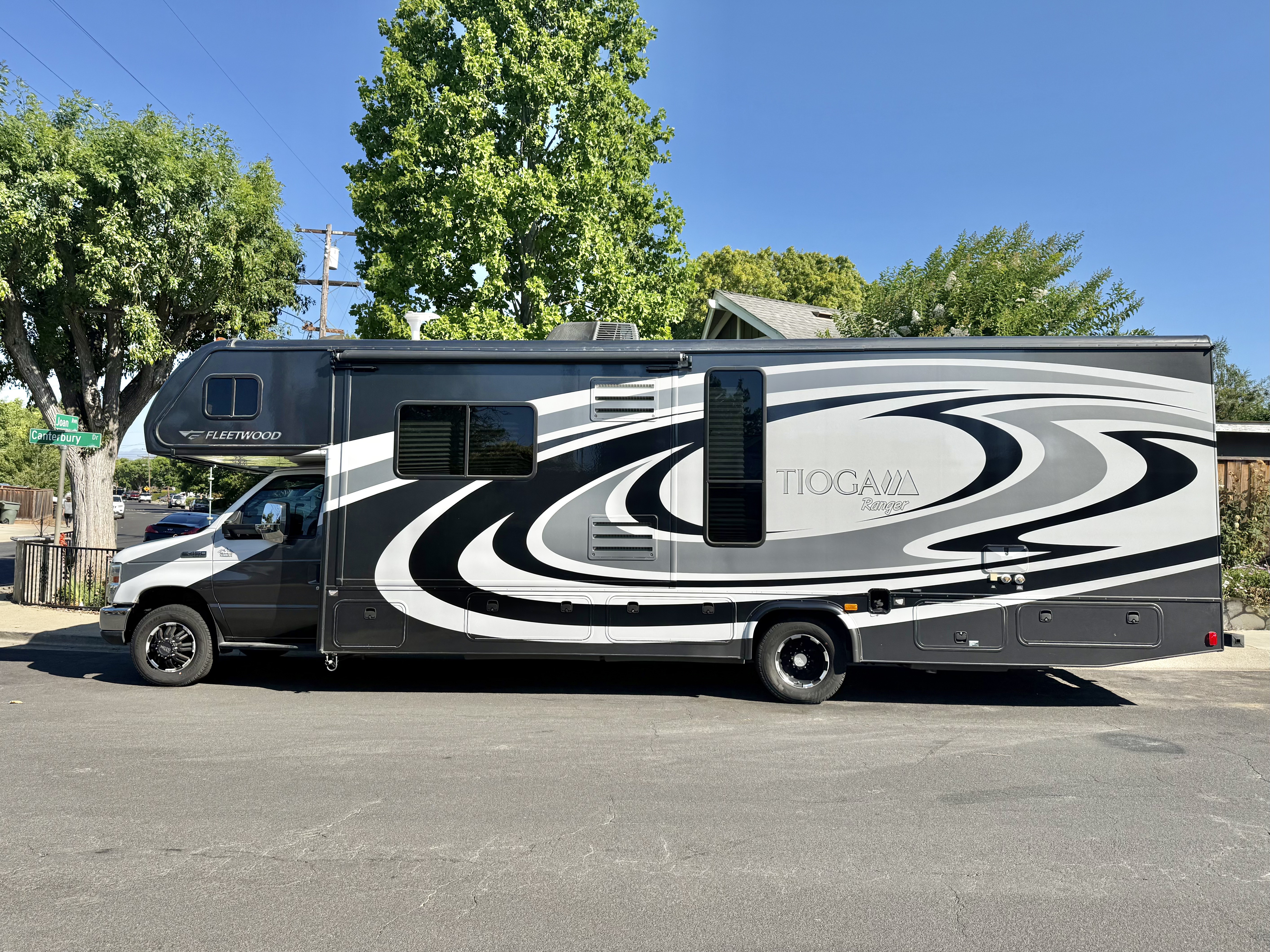 2015 Fleetwood TIOGA RANGER 31M in concord CA