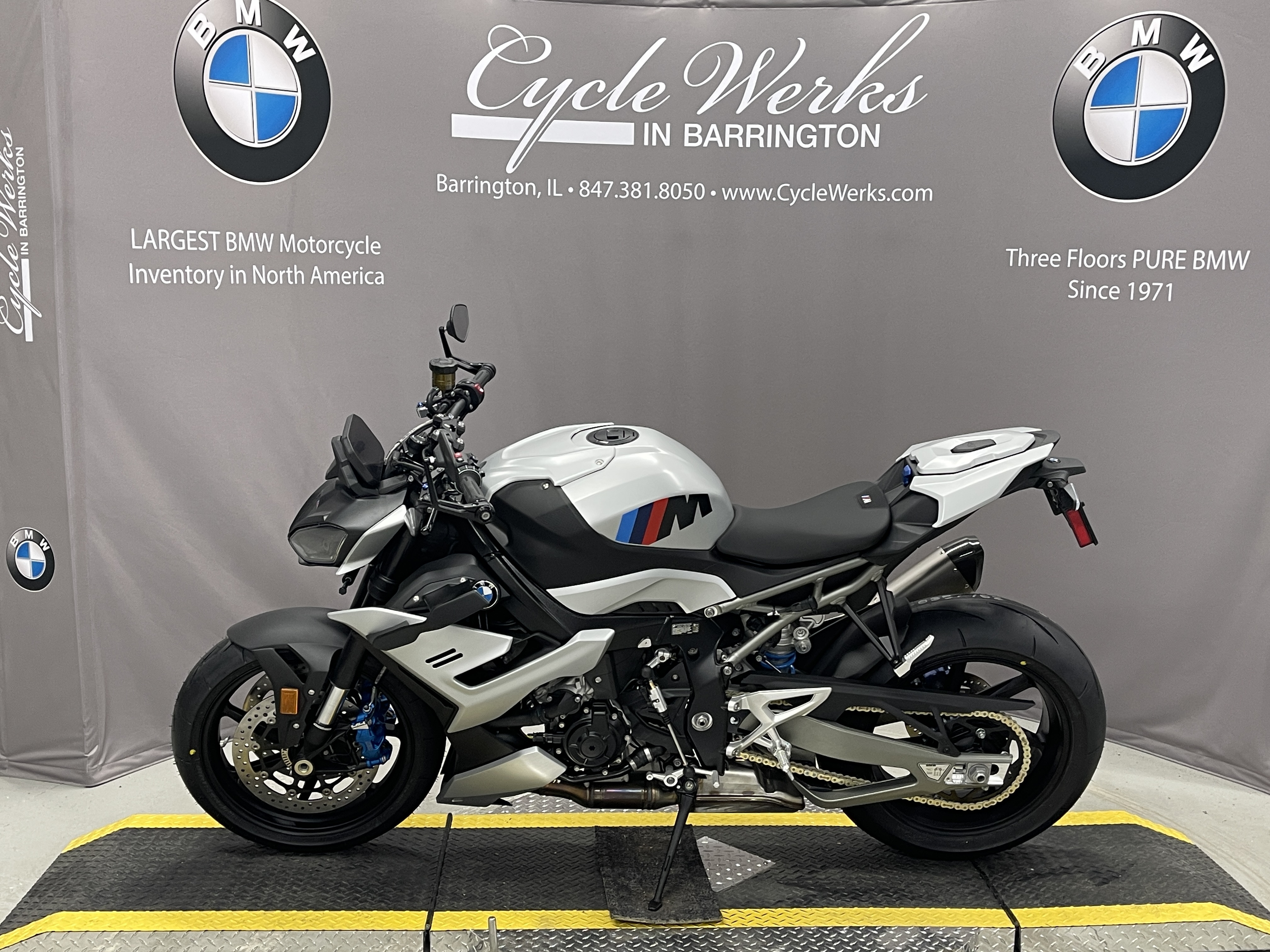 2025 BMW M 1000 R 1000 R in Barrington, IL