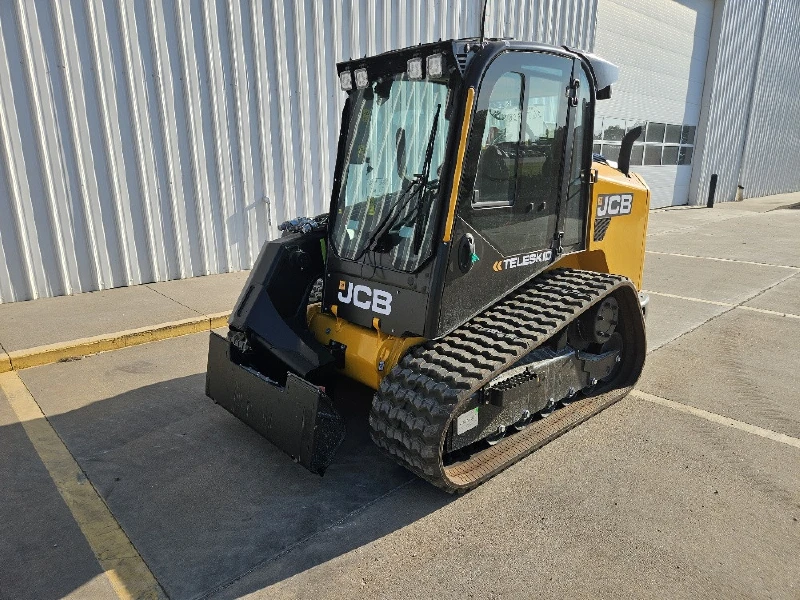 2026 JCB 3TS-8T