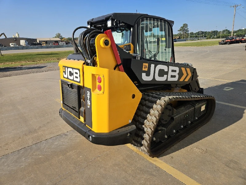 2026 JCB 3TS-8T