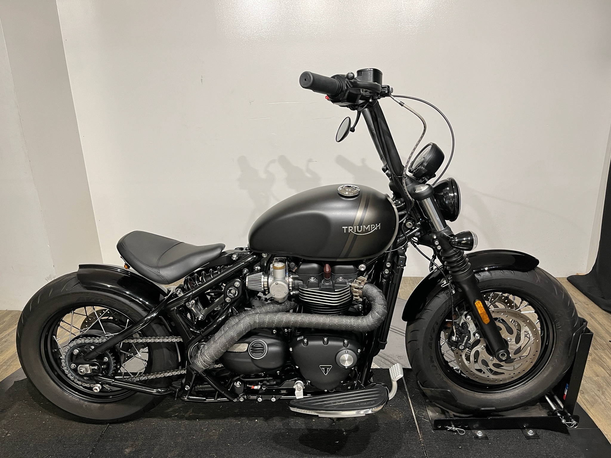 2023 Triumph Bonneville Bobber BASE in Wauconda, IL