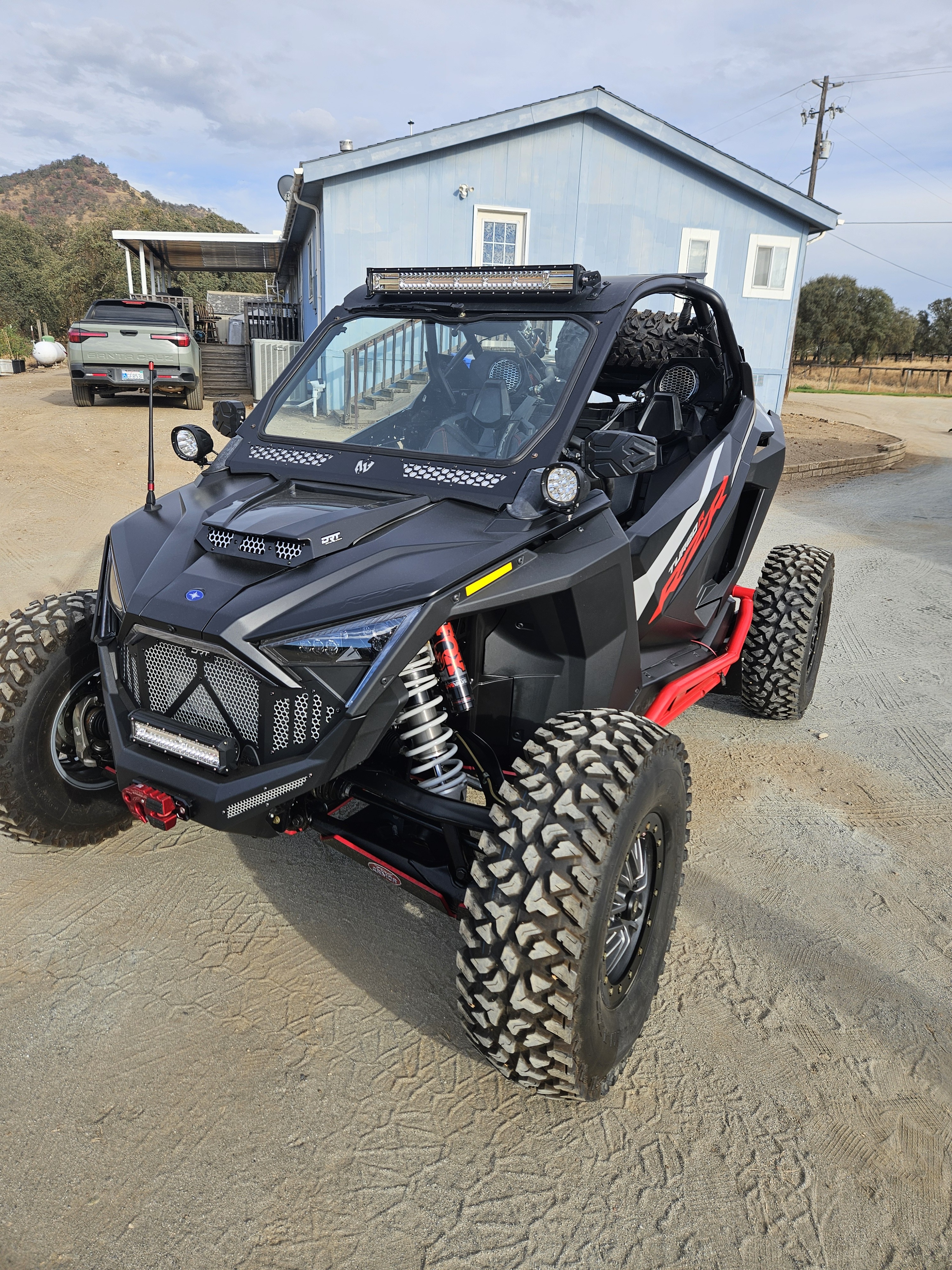 2023 Polaris RZR TURBO R ULTIMATE in squaw valley CA