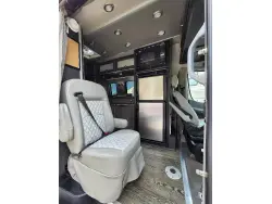 2015 ROADTREK RS ADVENTUROUS xl 3500