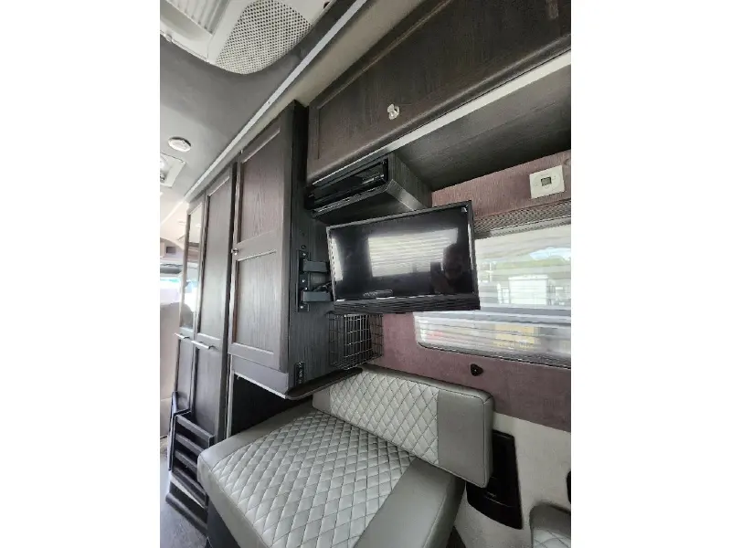 2015 ROADTREK RS ADVENTUROUS xl 3500
