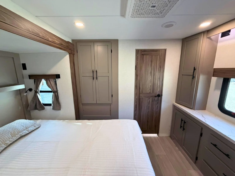 2027 KZ RV Connect C302FBK