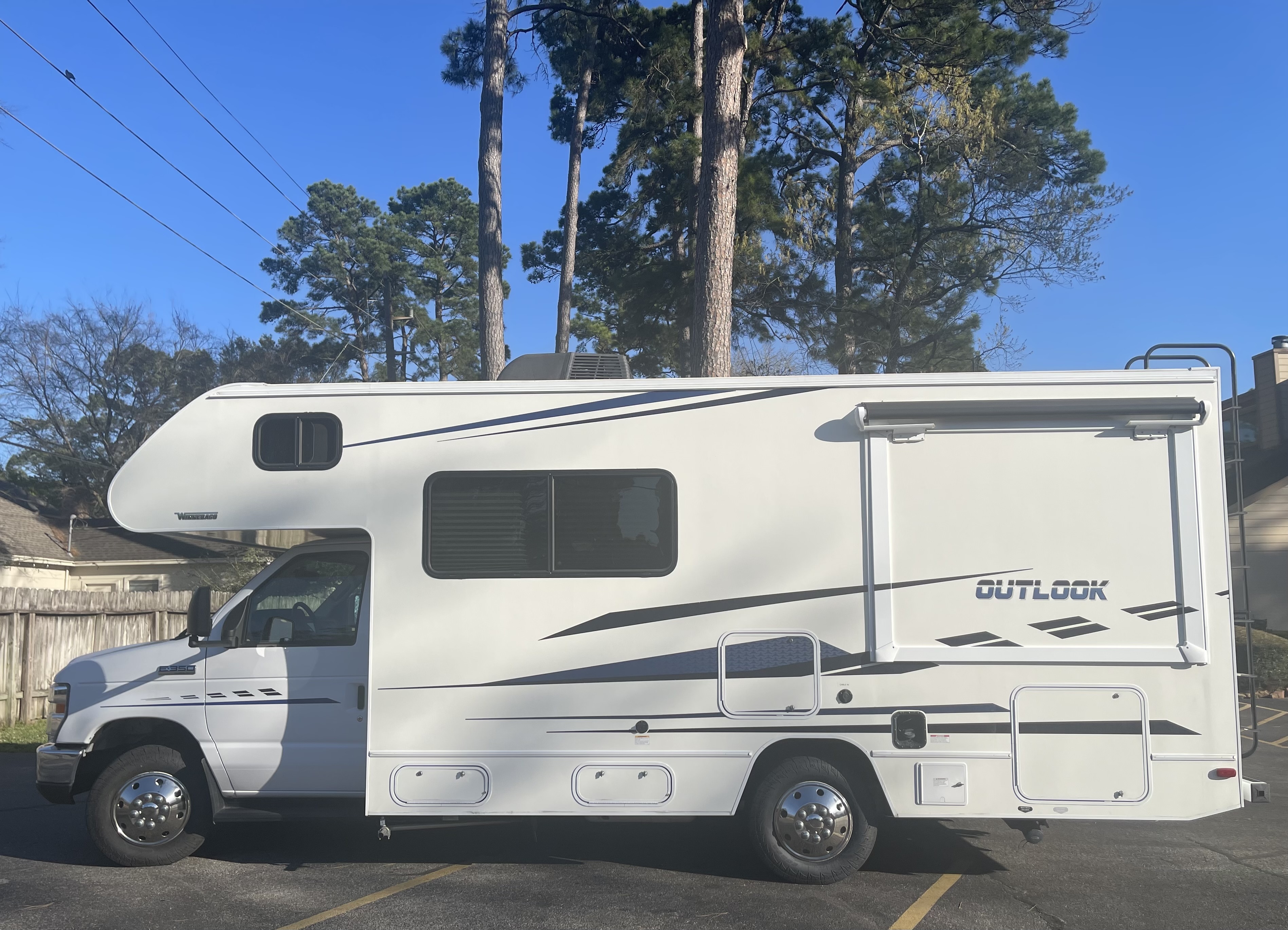 2019 Winnebago OUTLOOK 22C RV