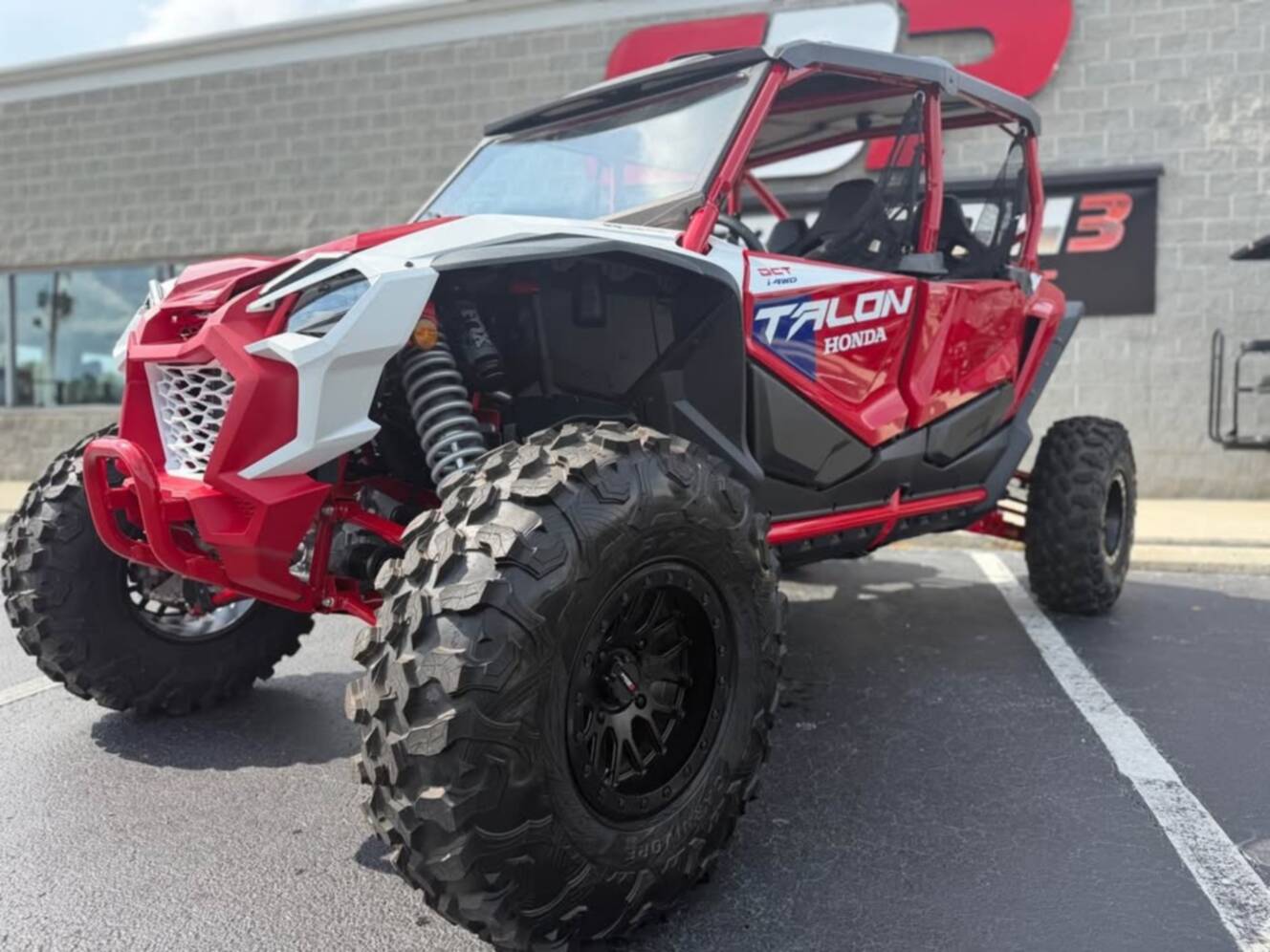 A photo of this 2026 Honda Talon 1000R-4 FOX Live Valve