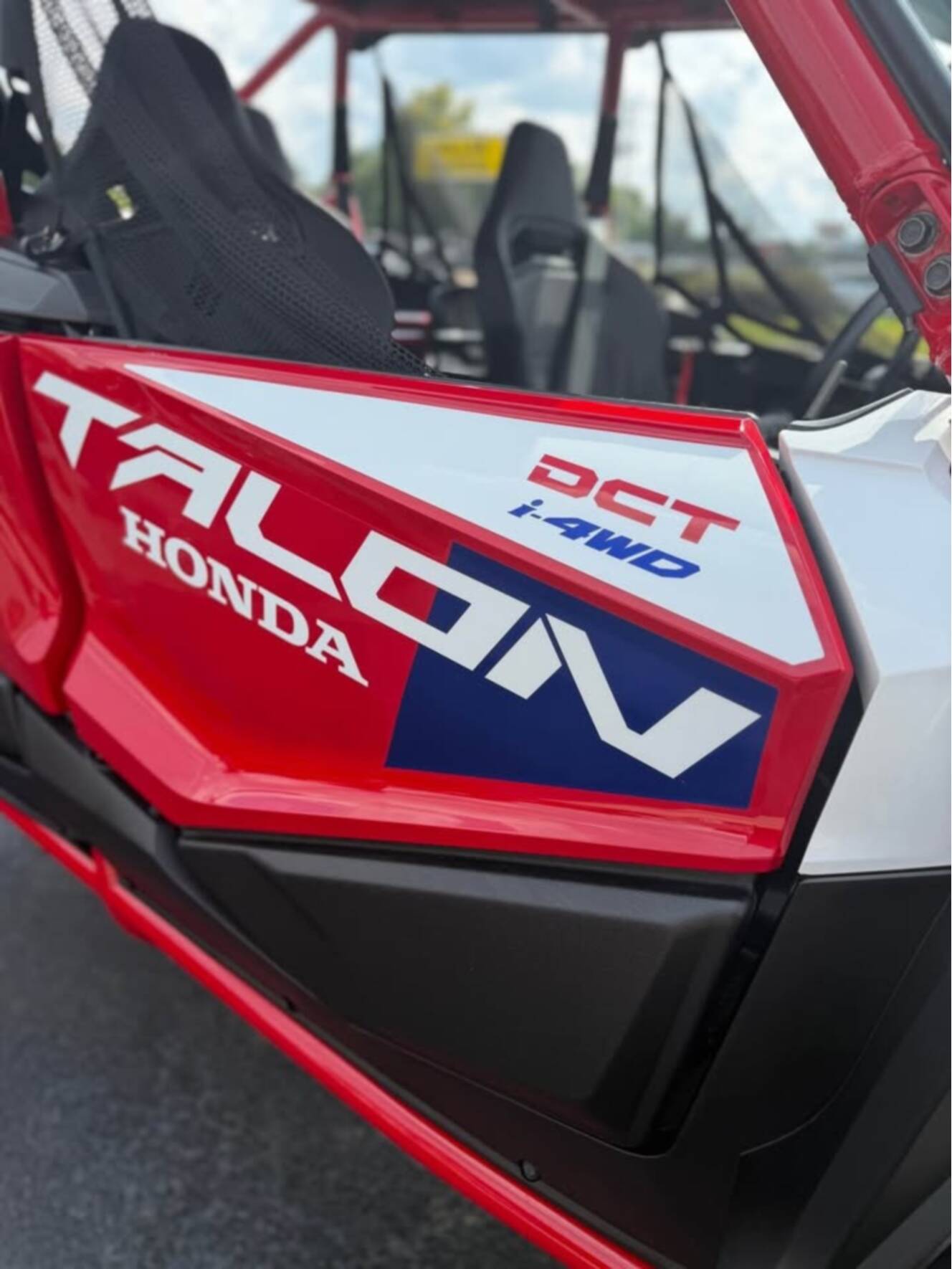 A photo of this 2026 Honda Talon 1000R-4 FOX Live Valve