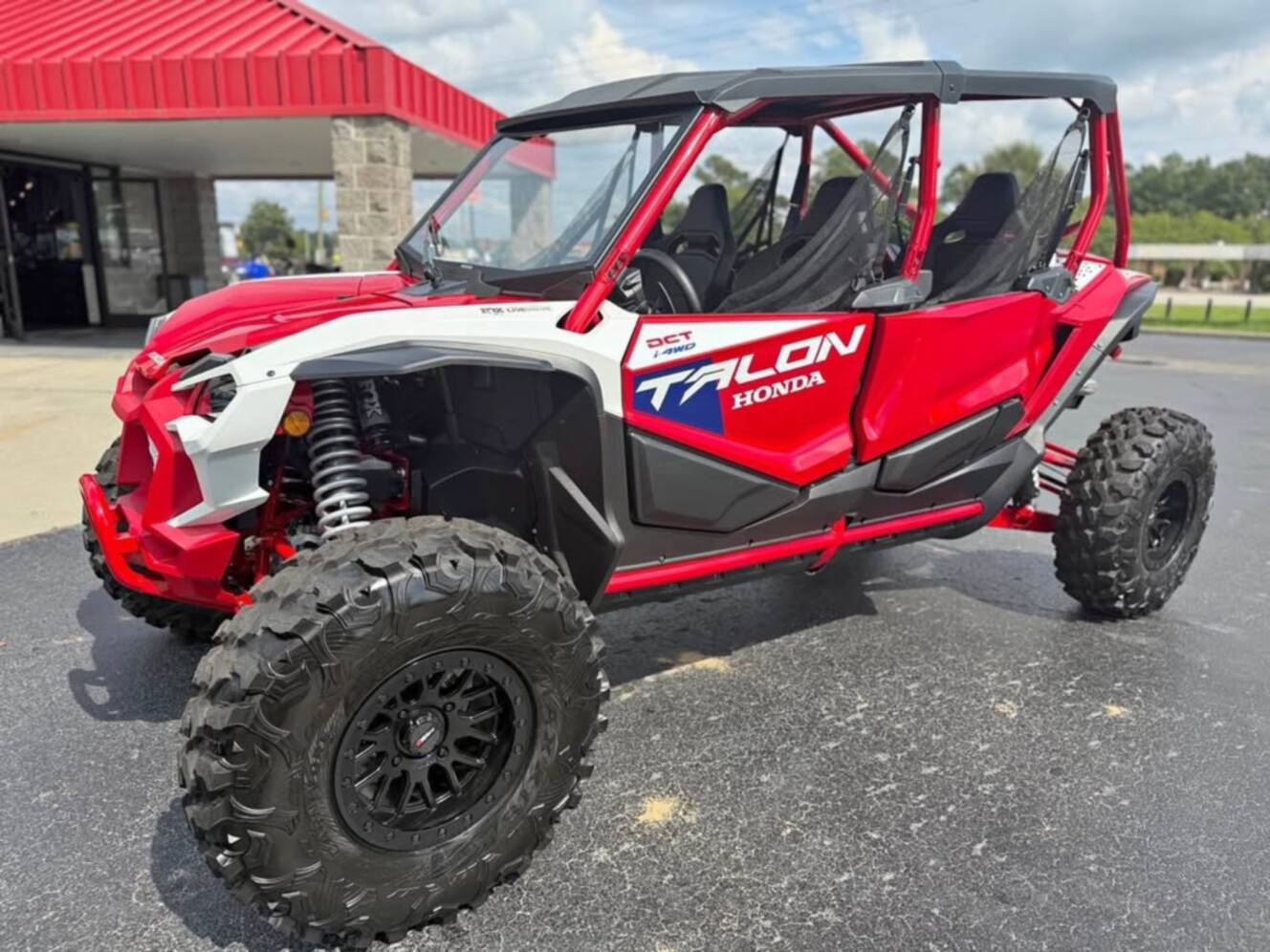 A photo of this 2026 Honda Talon 1000R-4 FOX Live Valve