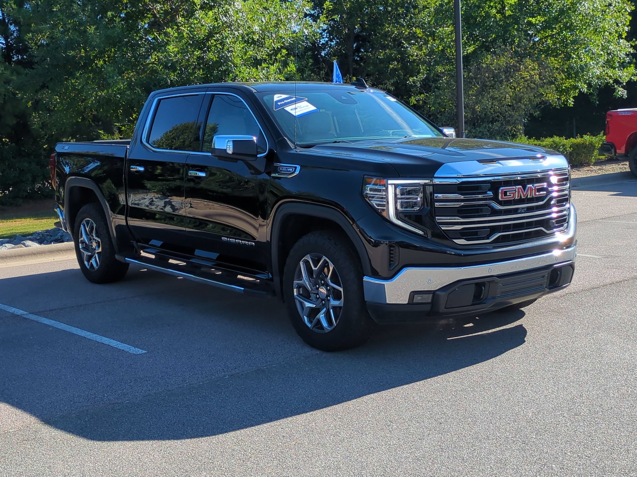 2025 GMC SIERRA in Apex, NC