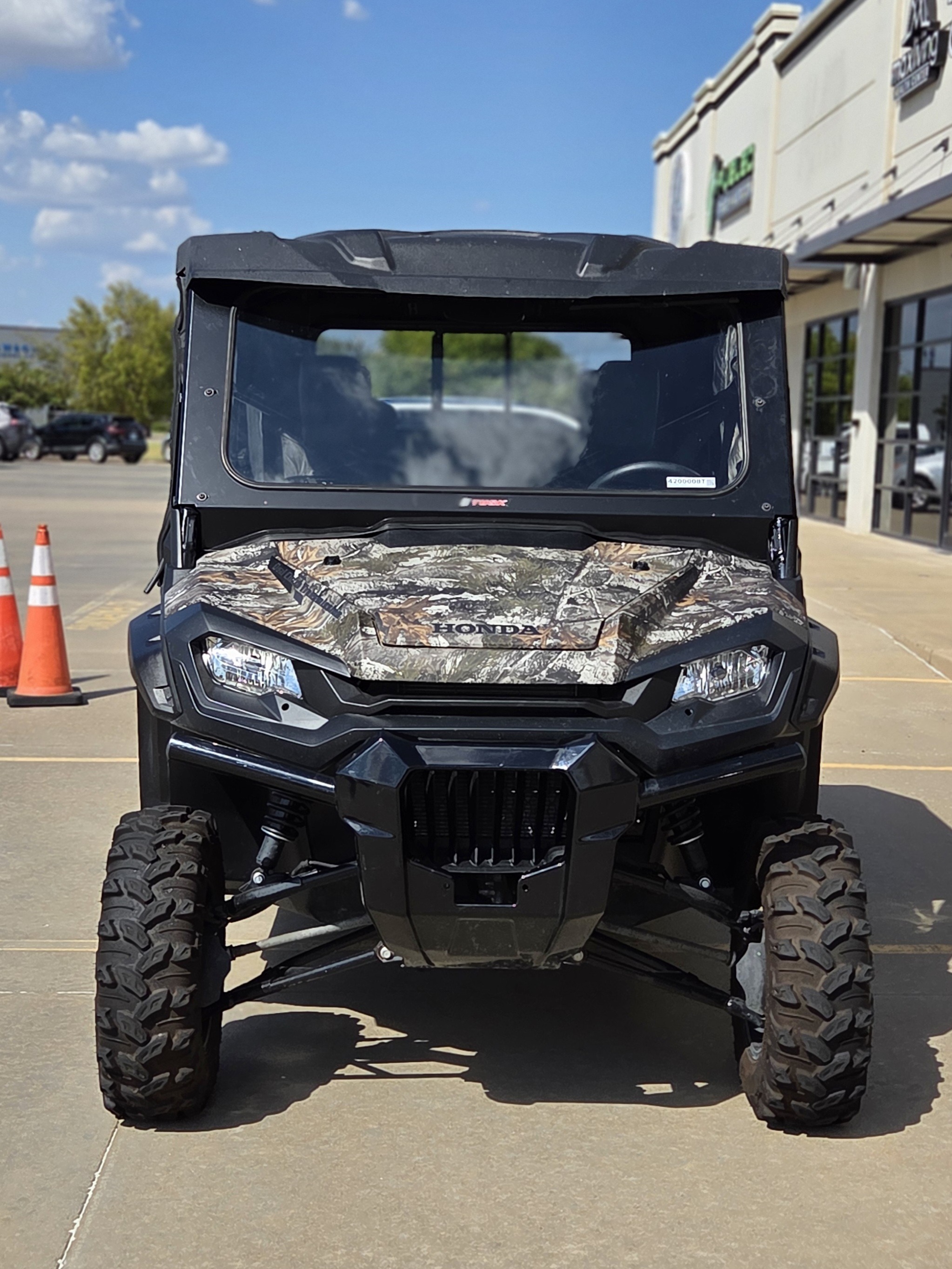 2025 Honda Pioneer 1000-6 Deluxe Crew in norman OK