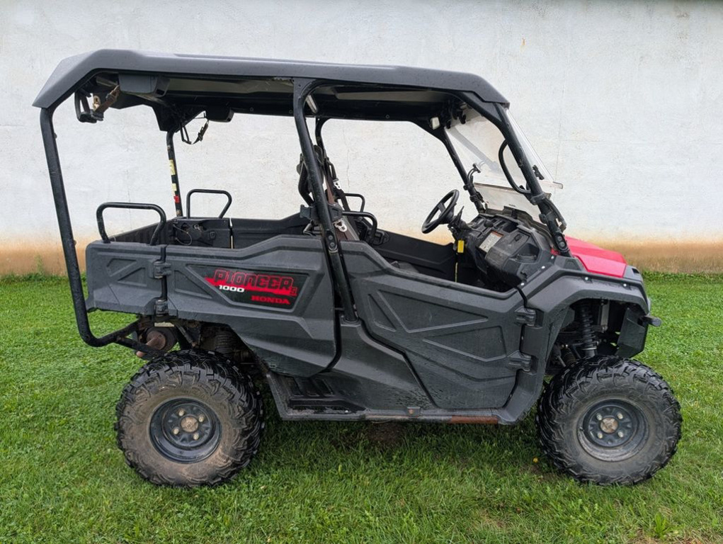 2019 Honda Pioneer 1000-5 in dimondale MI