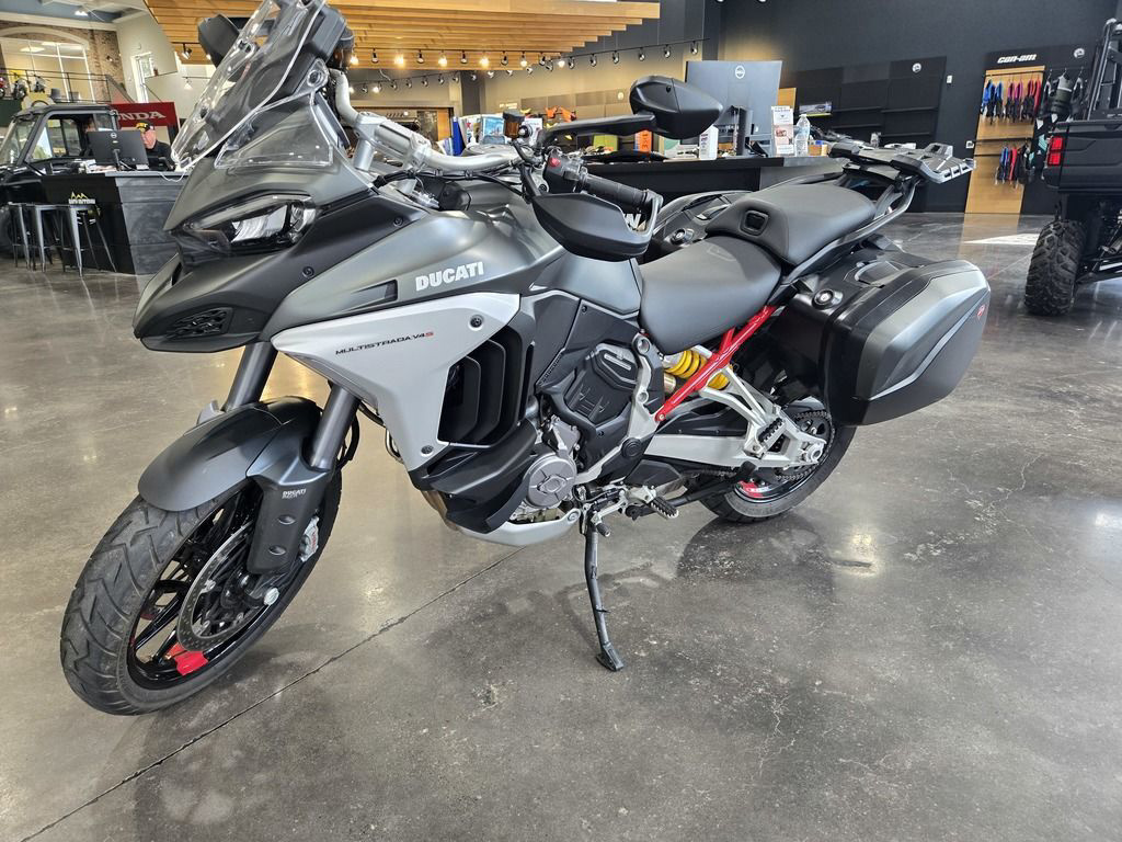2022 Ducati Multistrada V4S Aviator Grey / Alloy Wheels V4 S SPORT in Gadsden, AL
