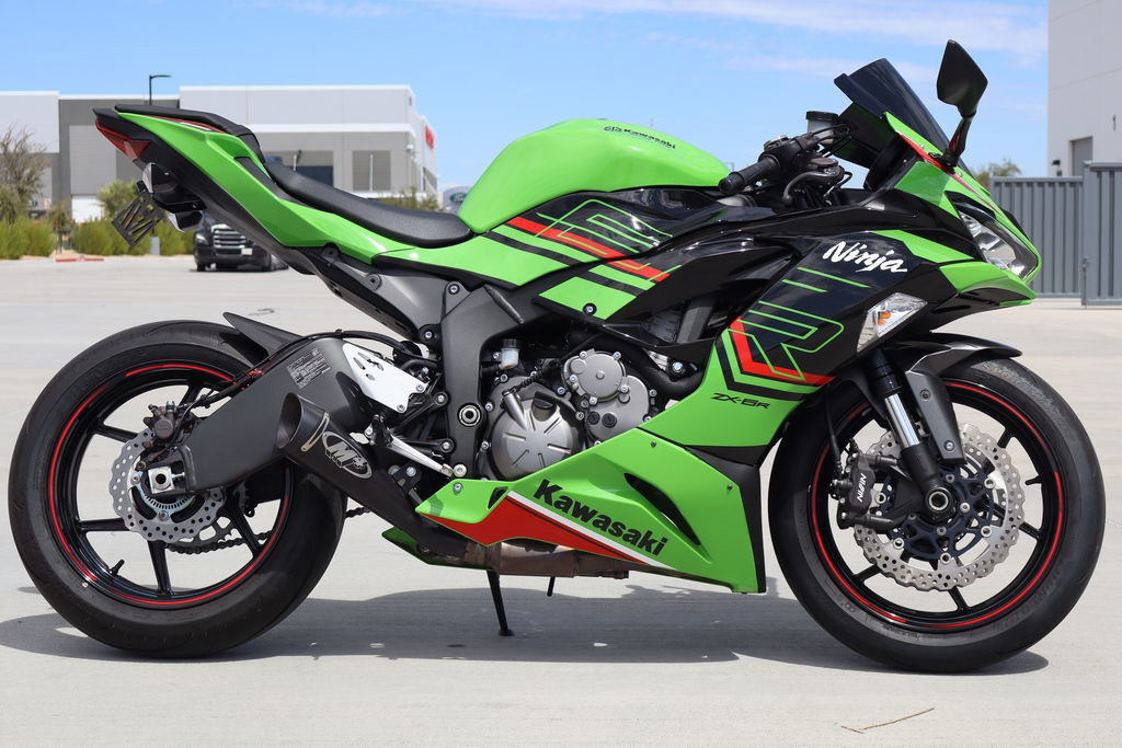 2023 Kawasaki Ninja ZX -6R ABS Metallic Matte Graphenesteel Gray ABS in Goodyear, AZ