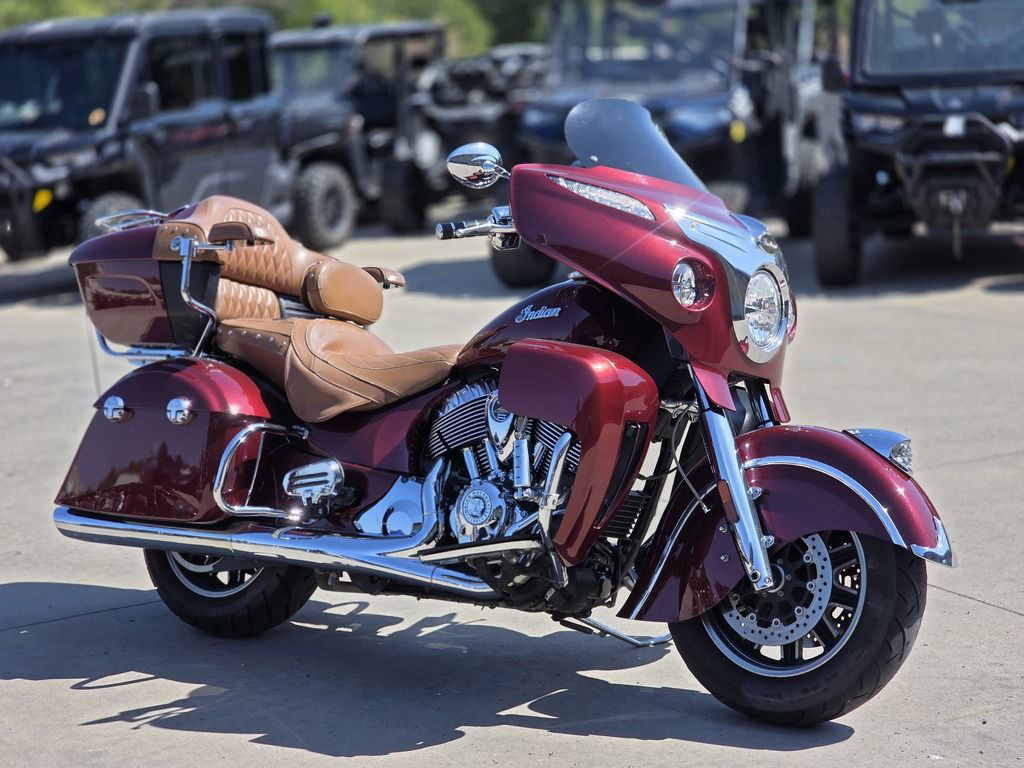 2019 Indian Roadmaster Burgundy Metallic BASE in Mckinney, TX