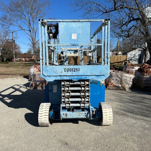2005 GENIE GS-3268 in New Bern, NC
