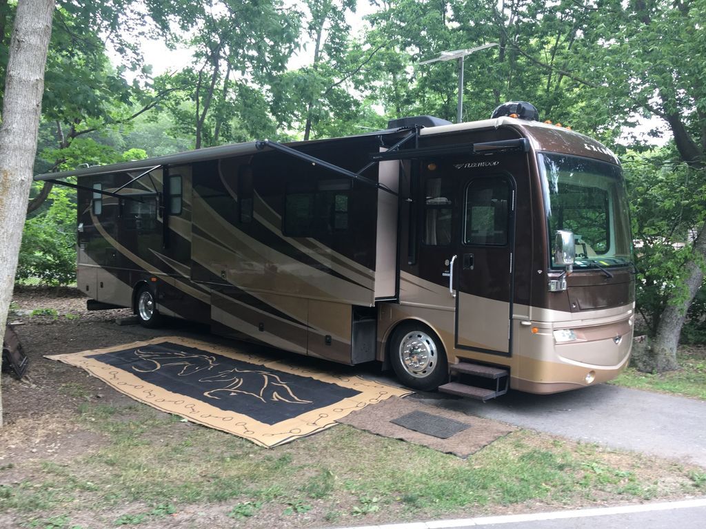 2008 Fleetwood Excursion 40E in taylor mill KY