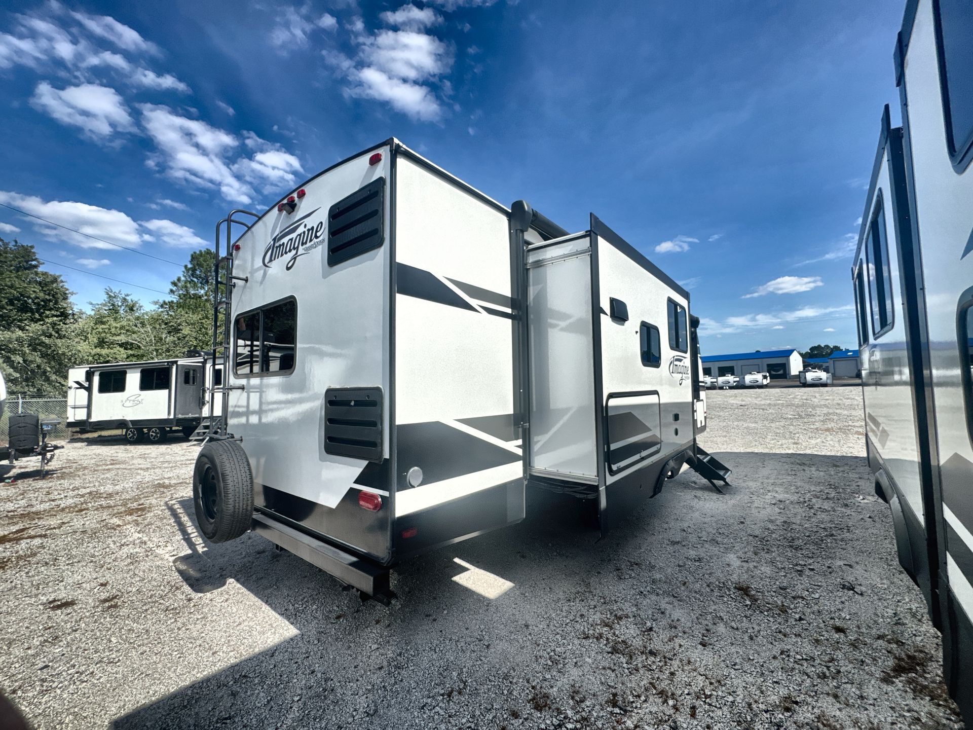2021 Grand Design Imagine 2670MK in mcbee SC
