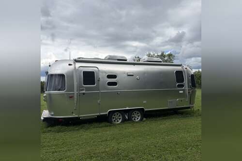 2020 Airstream FLYING CLOUD 25FB QUEEN in new york NY